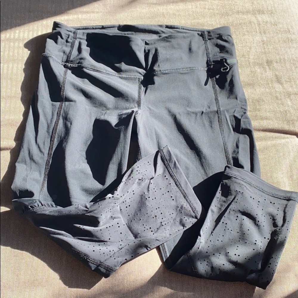 Cropped Lululemon leggings